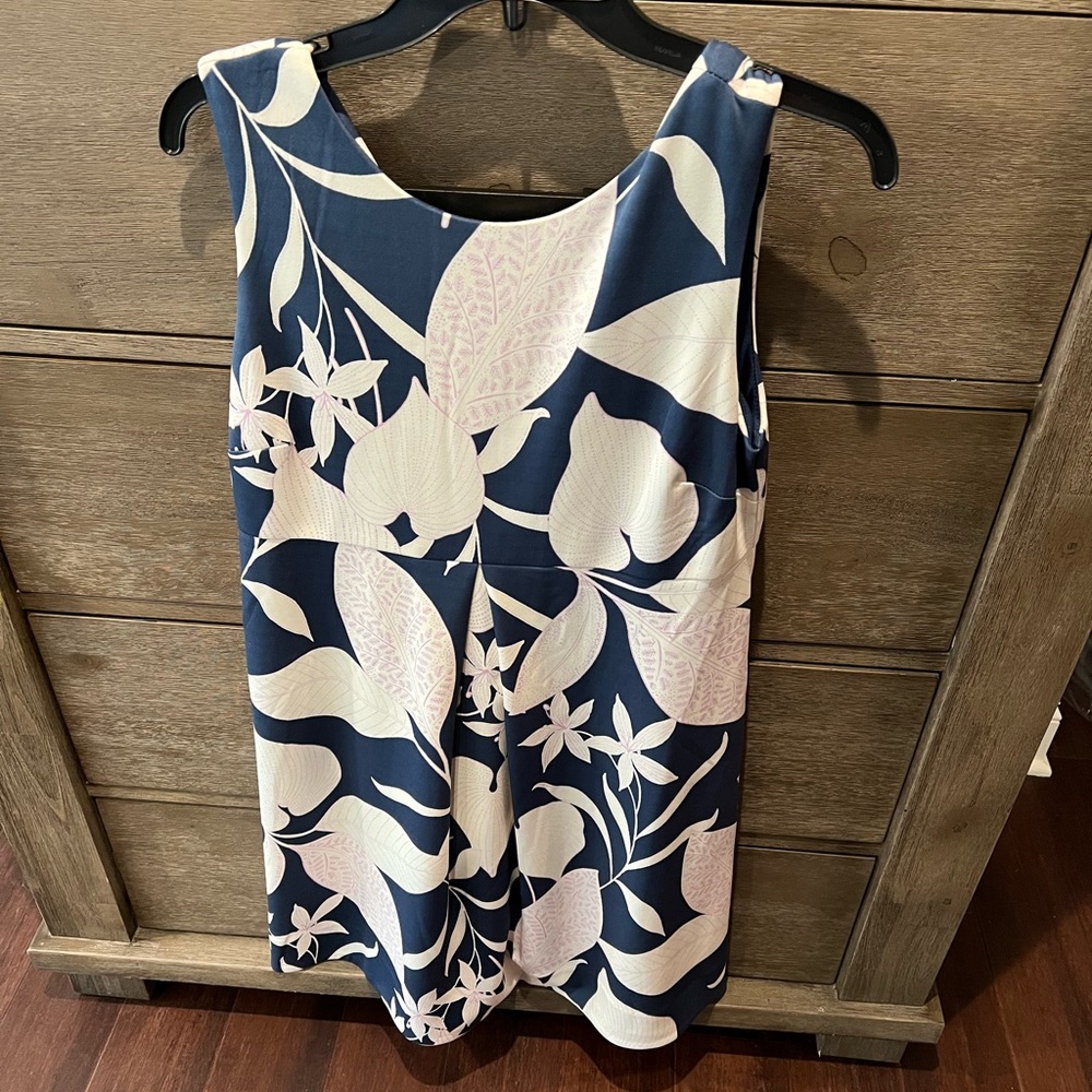 Pea in the pod maternity dress size medium